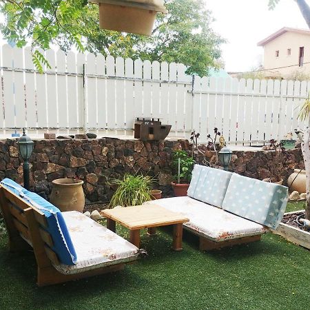 Carmela House Appartement Arad Buitenkant foto