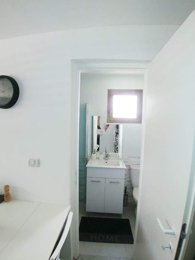 Carmela House Appartement Arad Buitenkant foto